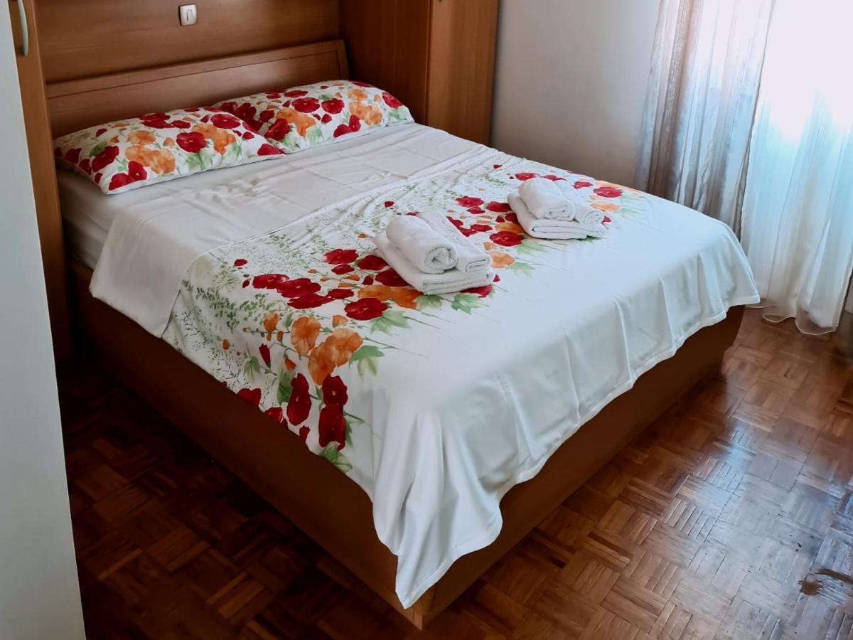 Izola City Center Apartment Exterior foto